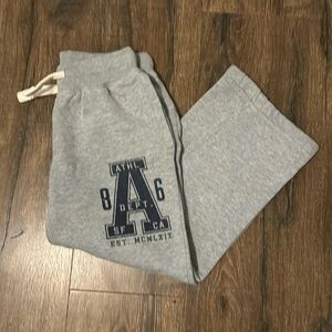 Gap kids grey sweatpants kids large (10)